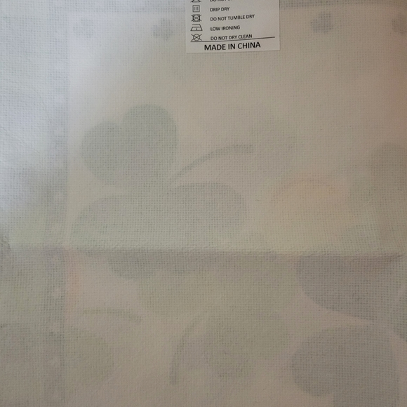 St. Patrick's Day Shamrocks Table Runner - Picture 3 of 3